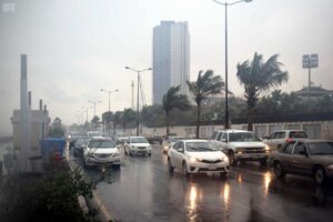 امطار جدة3 300x200 - مميزات المناخ في مدينة جدة