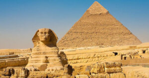 62 014702 egypt s tourist attractions 2 300x158 - استكشاف المعالم السياحية الشهيرة في مصر