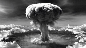 hiroshima 300x169 - مخاوف من هجمات نووية جديدة في ذكرى أول هجوم نووي في العالم