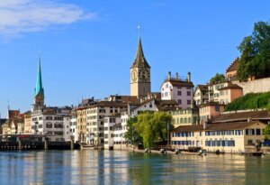 tourism in zurich 300x205 - أجمل المدن في سويسرا