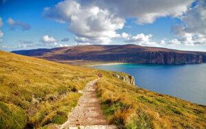 Isle of Hoy 300x188 - التعرف على اسكتلندا ومعالمها السياحية الجذابة
